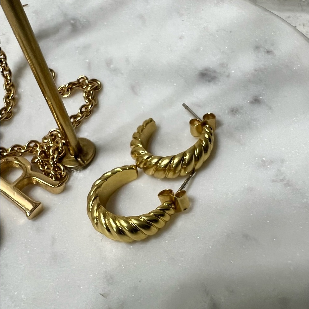 Madewell 18k gold plated croissant puffed hoop earrings